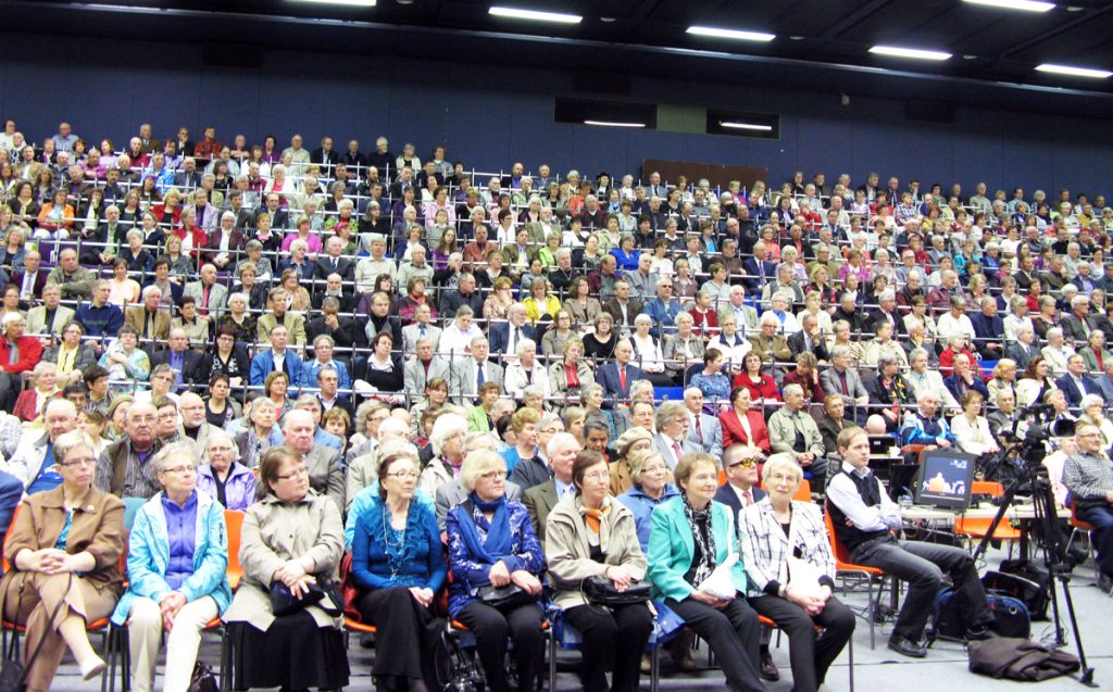 helluntaiher-tys-100-vuotta-suomen-helluntaikansa-ry